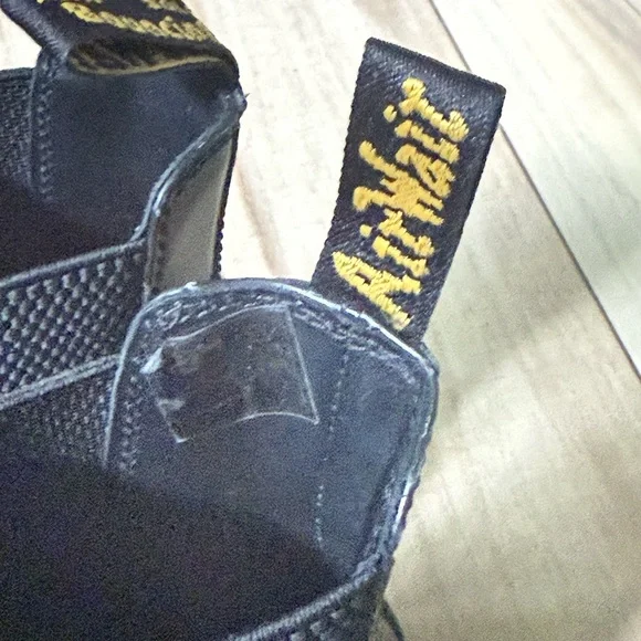 Dr. Martens 2976 Black Leather Chelsea Boots Women’s 7 Grunge Minimalist Edge - Picture 9 of 16